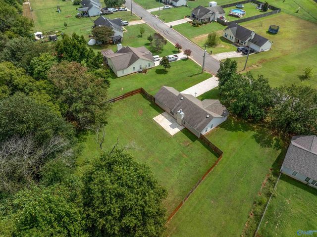 326 Earnhardt Drive, New Market, AL 35761