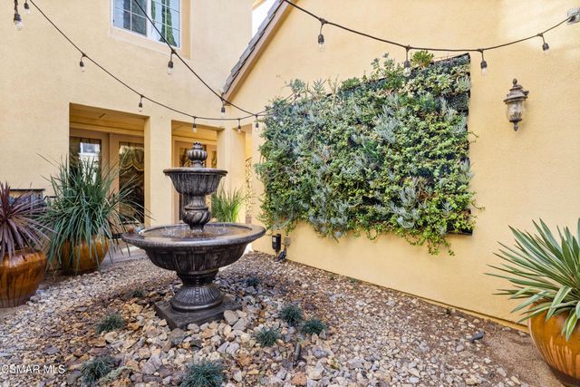 3320 Whispering Glen Court, Simi Valley, CA 93065