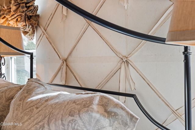 3320 Whispering Glen Court, Simi Valley, CA 93065