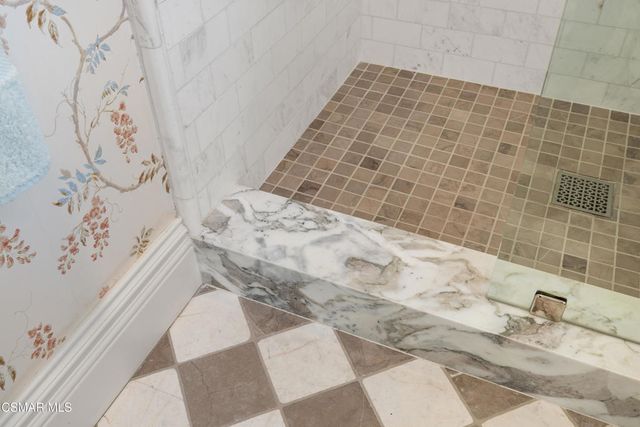 3320 Whispering Glen Court, Simi Valley, CA 93065