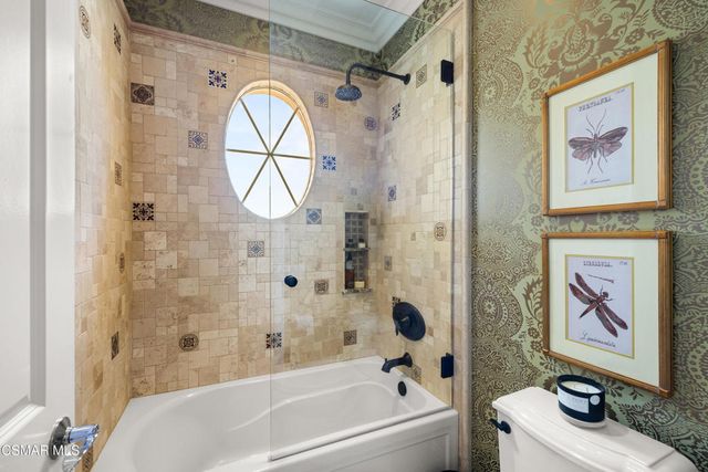 3320 Whispering Glen Court, Simi Valley, CA 93065