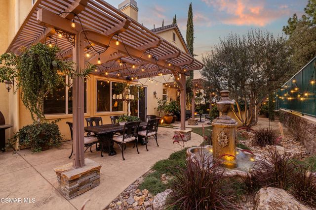 3320 Whispering Glen Court, Simi Valley, CA 93065