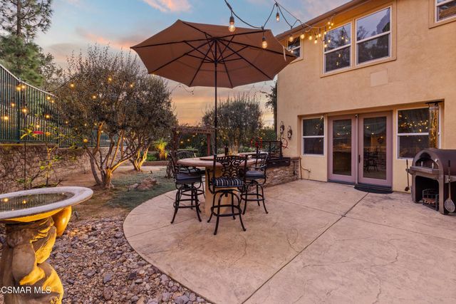 3320 Whispering Glen Court, Simi Valley, CA 93065