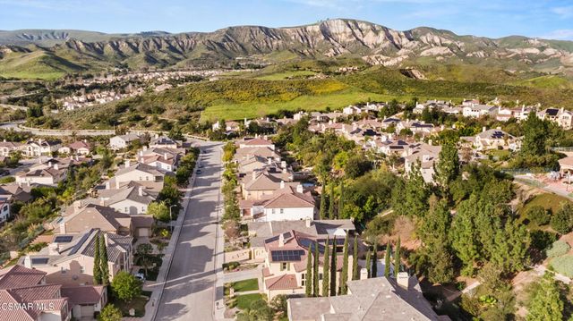 3320 Whispering Glen Court, Simi Valley, CA 93065