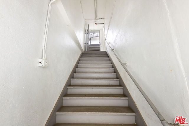 197 E Jefferson Boulevard, Los Angeles, CA 90011