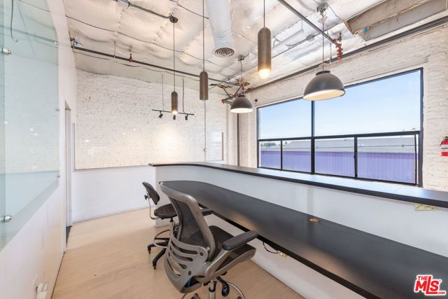 197 E Jefferson Boulevard, Los Angeles, CA 90011