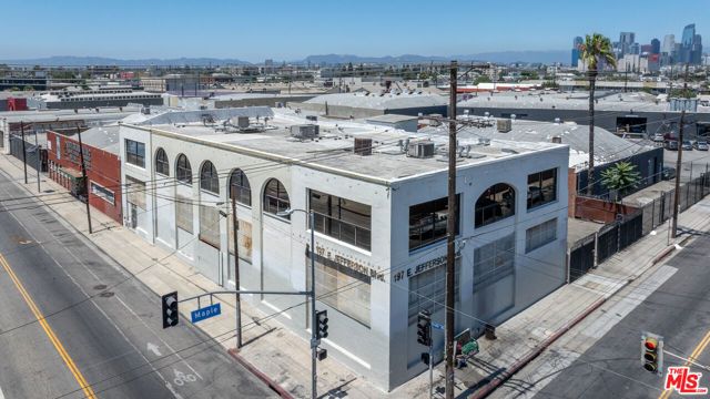 197 E Jefferson Boulevard, Los Angeles, CA 90011