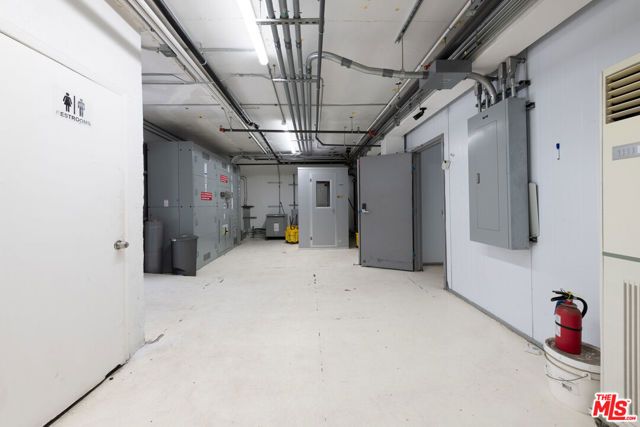 197 E Jefferson Boulevard, Los Angeles, CA 90011