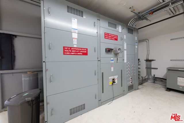 197 E Jefferson Boulevard, Los Angeles, CA 90011