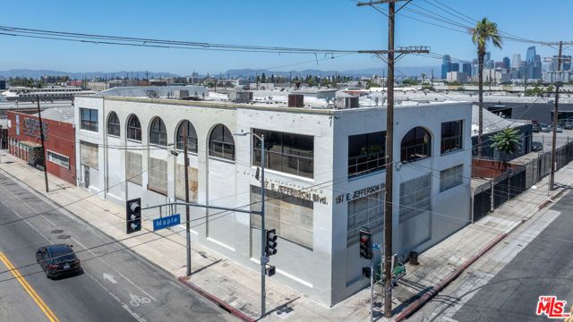 197 E Jefferson Boulevard, Los Angeles, CA 90011