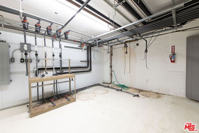 197 E Jefferson Boulevard, Los Angeles, CA 90011