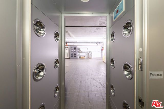 197 E Jefferson Boulevard, Los Angeles, CA 90011