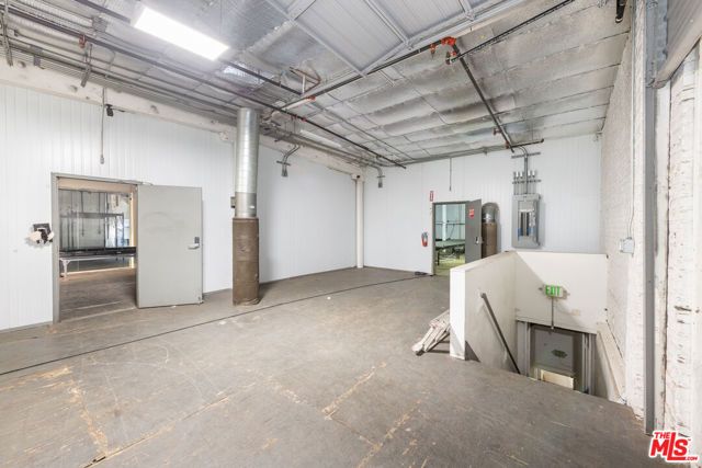 197 E Jefferson Boulevard, Los Angeles, CA 90011