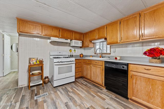 47th E 37311 47th St E 187 Street 187, Palmdale, CA 93552