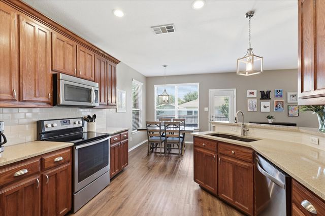 100 Chinos Trail, Justin, TX 76247