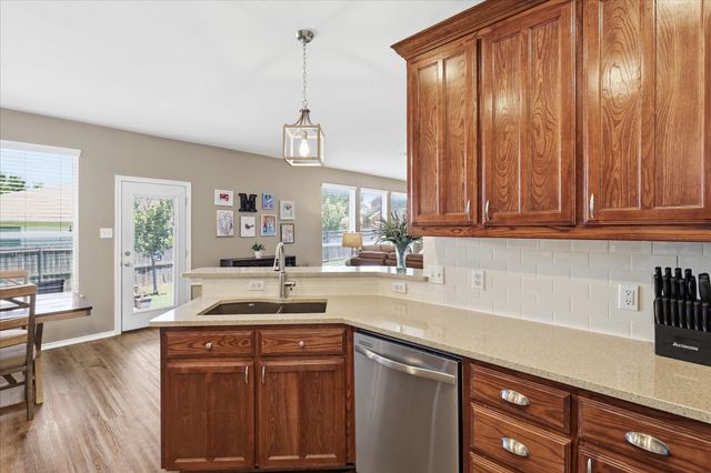 100 Chinos Trail, Justin, TX 76247