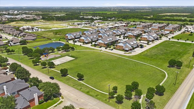 100 Chinos Trail, Justin, TX 76247