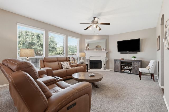 100 Chinos Trail, Justin, TX 76247