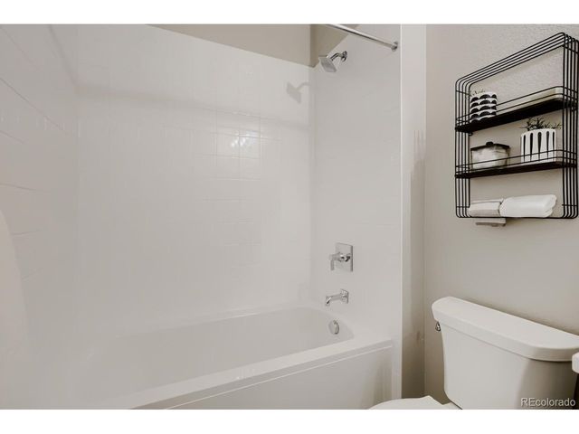 1927 Skiff Ln, Fort Collins, CO 80524