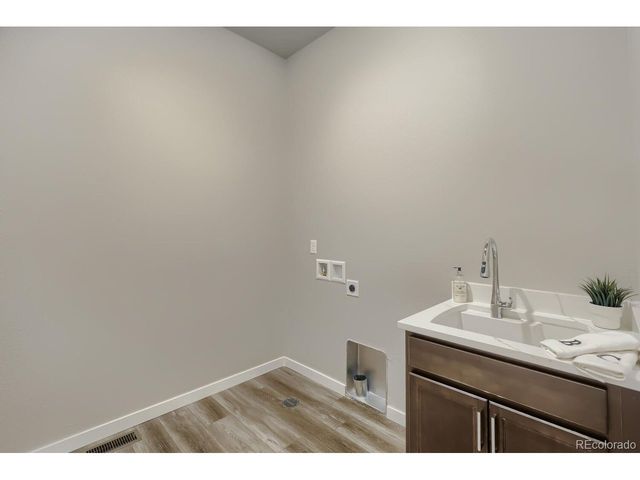 1927 Skiff Ln, Fort Collins, CO 80524
