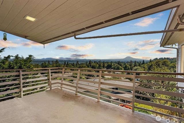 4233 S 252nd Place, Kent, WA 98032