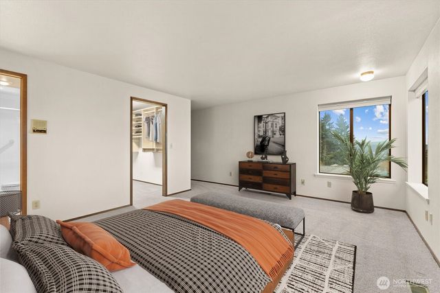 4233 S 252nd Place, Kent, WA 98032