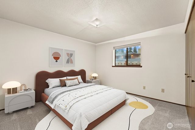 4233 S 252nd Place, Kent, WA 98032