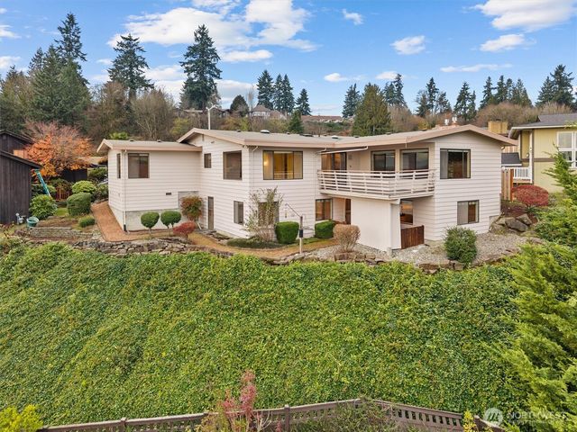 4233 S 252nd Place, Kent, WA 98032