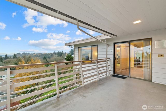 4233 S 252nd Place, Kent, WA 98032