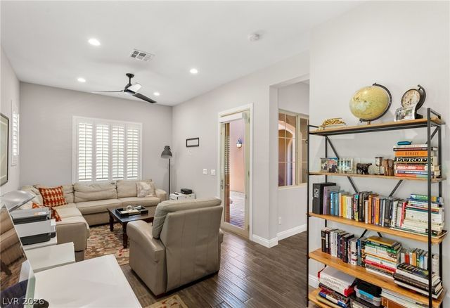 480 Bosco Di Fiore Street, Las Vegas, NV 89138