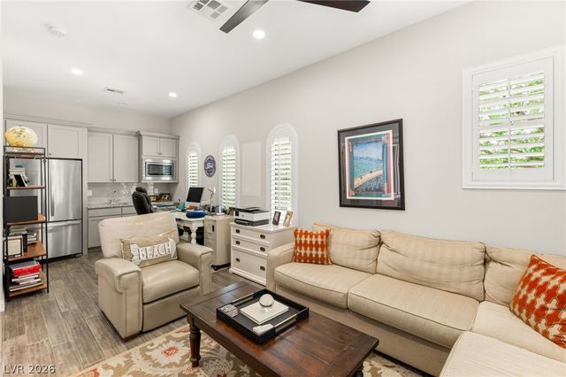 480 Bosco Di Fiore Street, Las Vegas, NV 89138