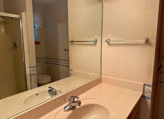 2 Wendron Lane, Bella Vista, AR 72714