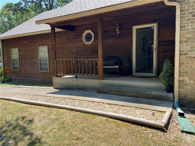 2 Wendron Lane, Bella Vista, AR 72714