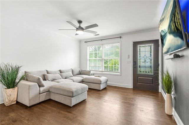 545 Elmwood NW Road, Atlanta, GA 30318