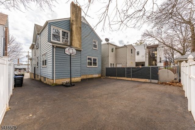 449 E Westfield Ave, Roselle Park Boro, NJ 07204