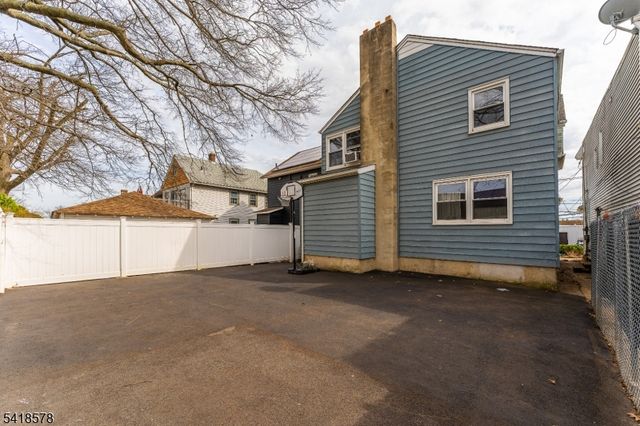 449 E Westfield Ave, Roselle Park Boro, NJ 07204