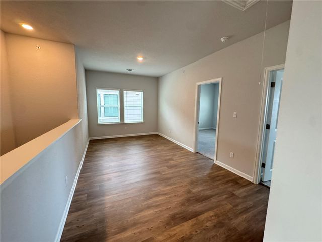 3000 Chisholm Trail RD 3, Round Rock, TX 78681