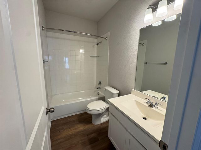 3000 Chisholm Trail RD 3, Round Rock, TX 78681