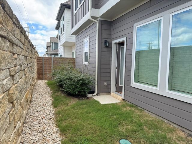3000 Chisholm Trail RD 3, Round Rock, TX 78681