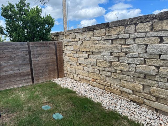 3000 Chisholm Trail RD 3, Round Rock, TX 78681