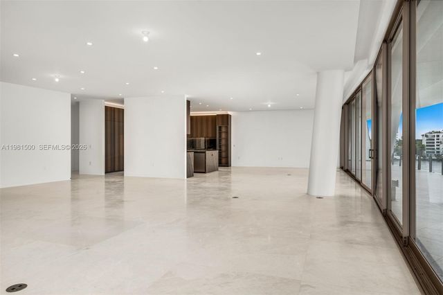 5 GROVE ISLE DR L402, Coconut Grove, FL 33133