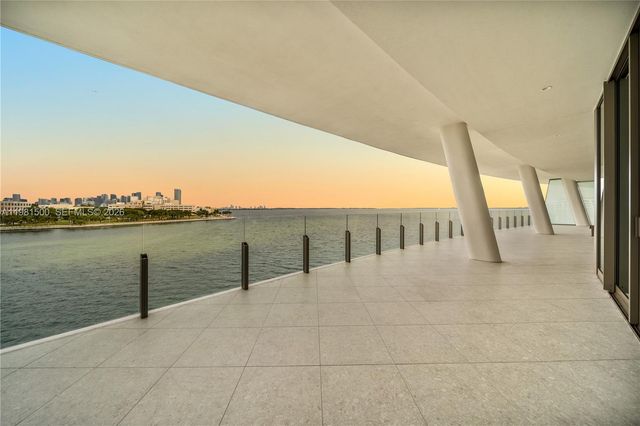 5 GROVE ISLE DR L402, Coconut Grove, FL 33133