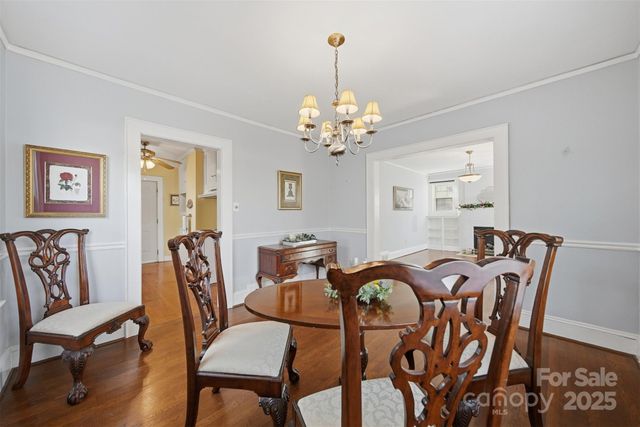 323 4th Street Place SW, Hickory, NC 28602