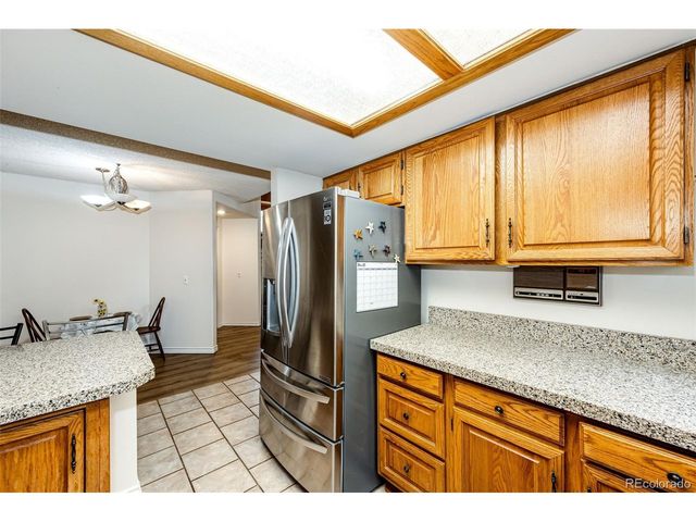 2550 S Iris St, Lakewood, CO 80227