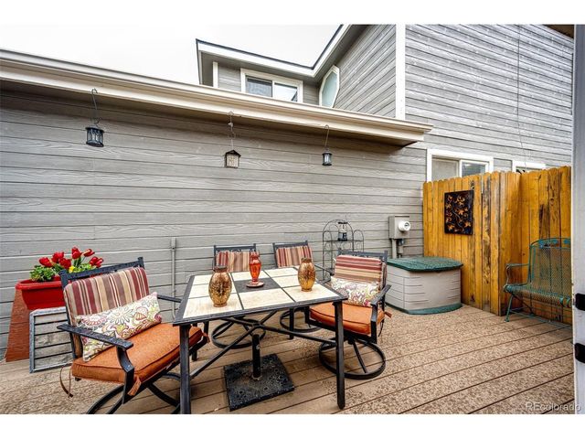 2550 S Iris St, Lakewood, CO 80227