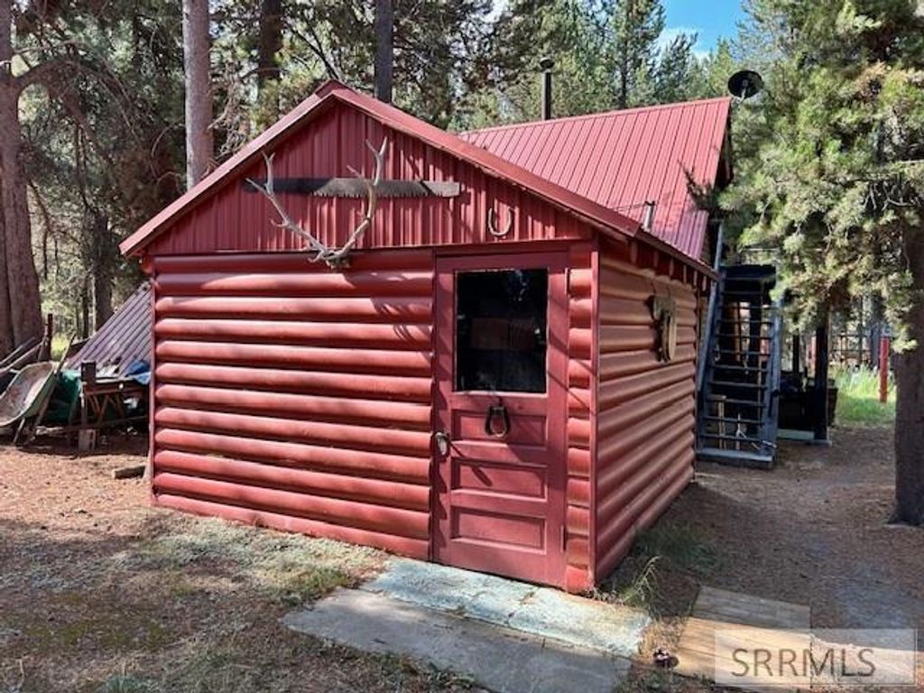 Image 25 of property listing at 3889 F Street, Island Park, ID 83429