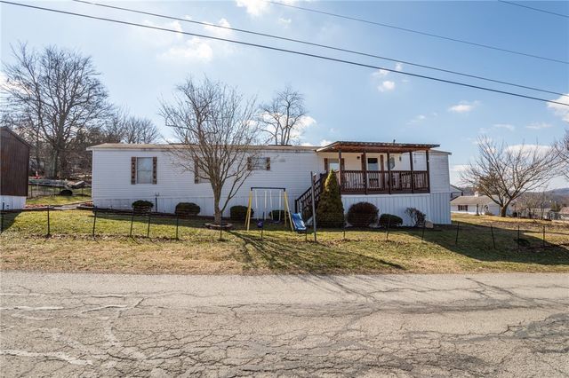 519 E Wine St, South Connellsville, PA 15425