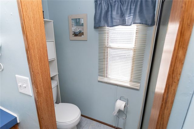 519 E Wine St, South Connellsville, PA 15425