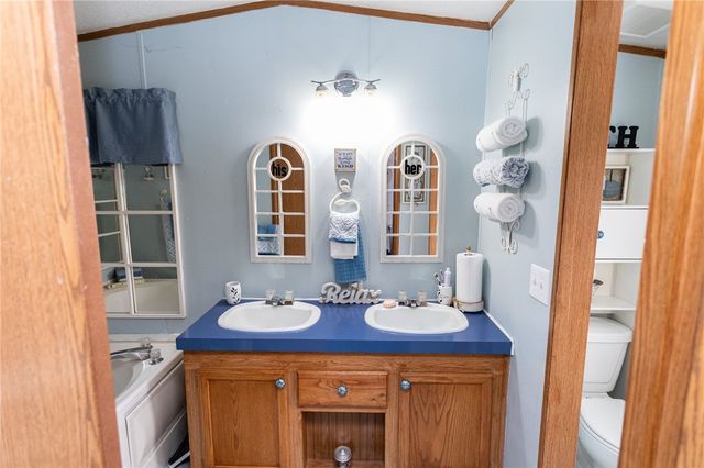 519 E Wine St, South Connellsville, PA 15425