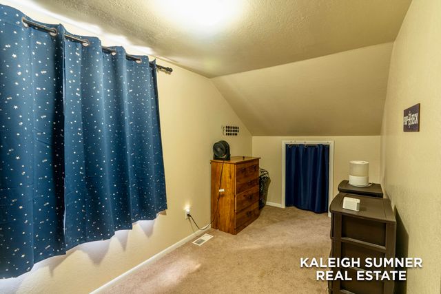 1071 Irwin Avenue, Muskegon, MI 49442